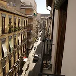 게스트하우스 Oyo Fonda Sanchez 2*