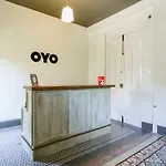 게스트하우스 Oyo Fonda Sanchez 2*